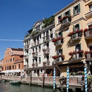 **** Hotel American-dinesen Italy